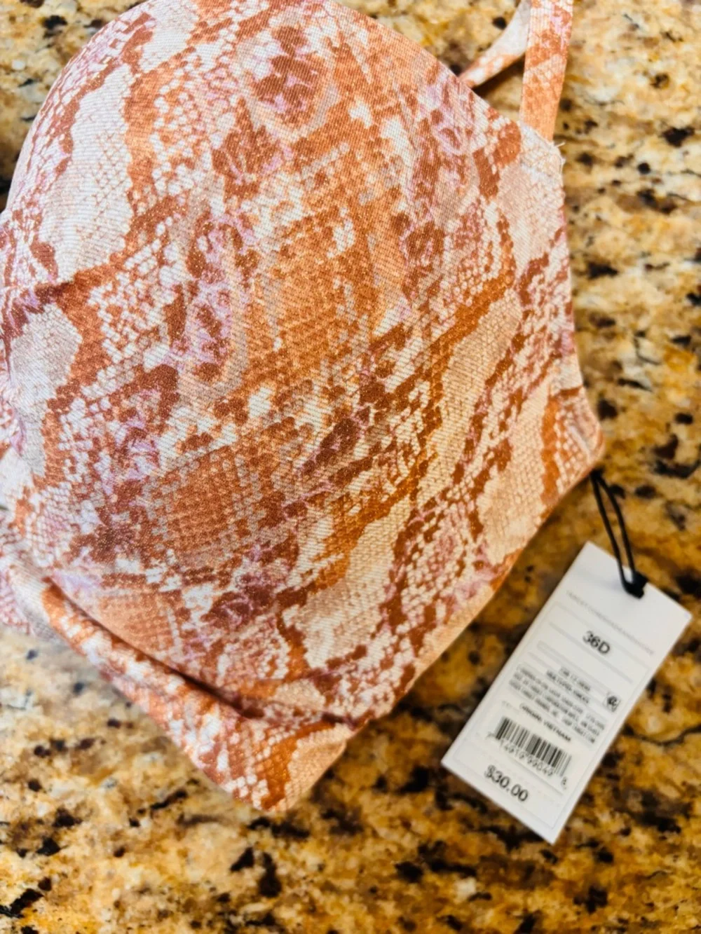 NEW Size:36D Shade and & Shore Gold/pink Snakeskin Swimsuit Bikini Top Padded - Picture 3 of 3